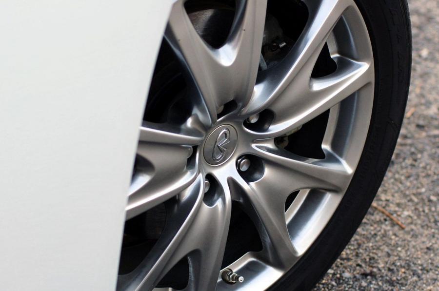  Infiniti G37x S Sedan 2009 года  (фото 35 из 44)